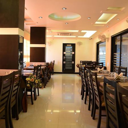 Divine Destination Hotel Varanasi Exterior photo