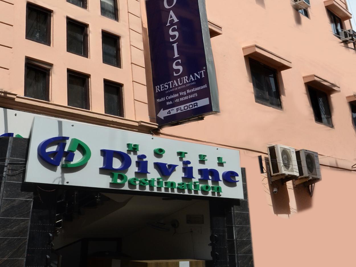Divine Destination Hotel Varanasi Exterior photo